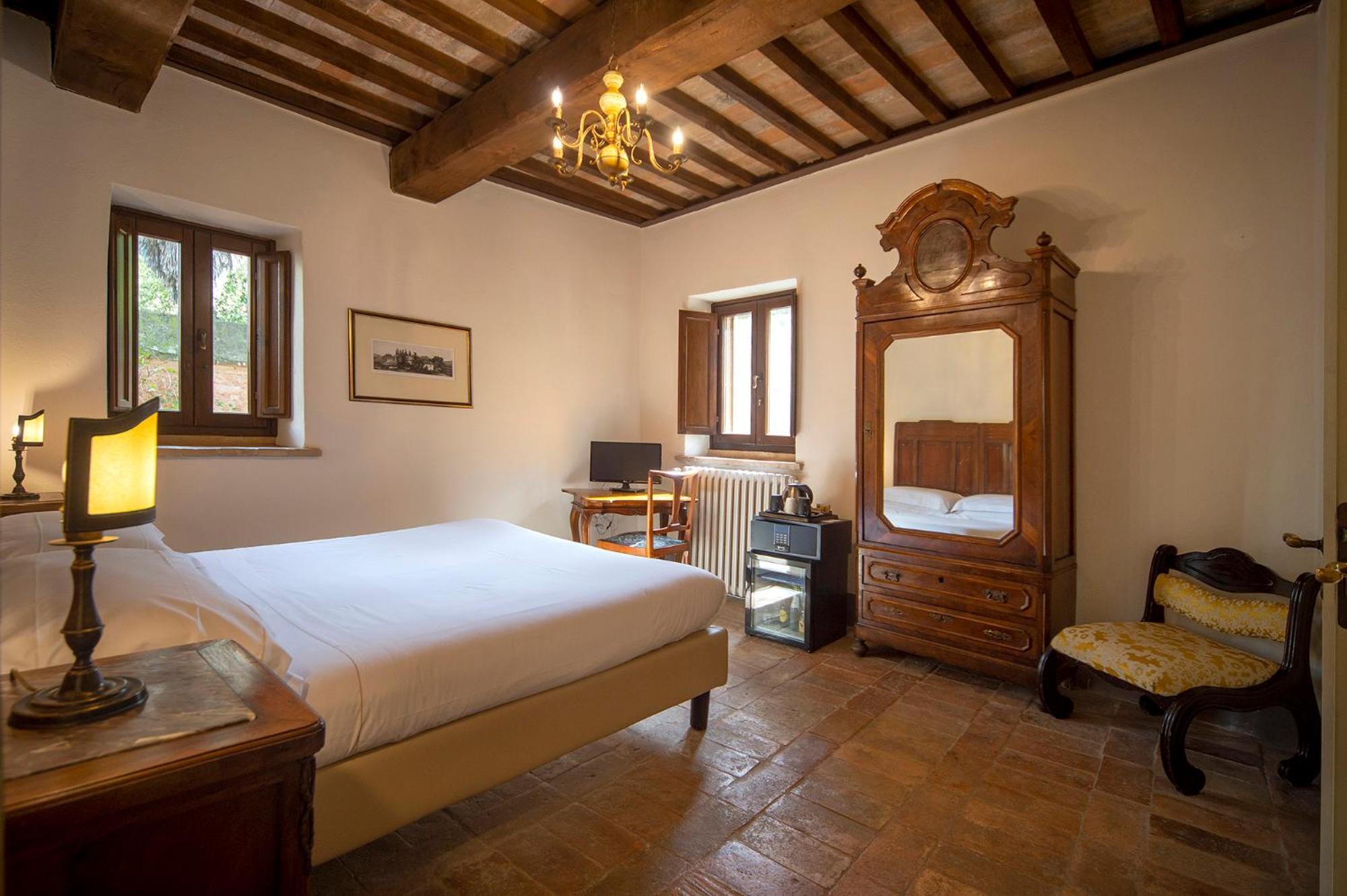 La Maesta Antica Dimora Di Campagna Villa Foligno Bagian luar foto
